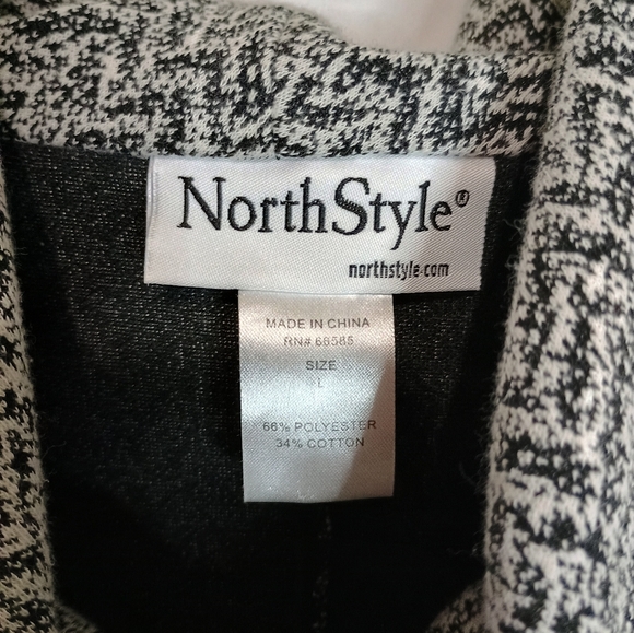 North Style Women's Dress Size Large - Picture 3 of 3